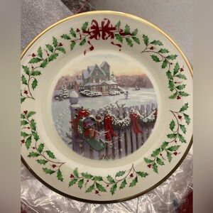 NIB Lenox Home for the Holidays China Plate 2008